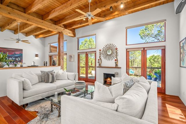 111 The Highroad, Santa Fe, NM 87507