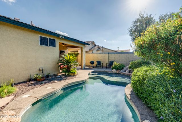 14332 W Mitchell Drive, Goodyear, AZ 85338