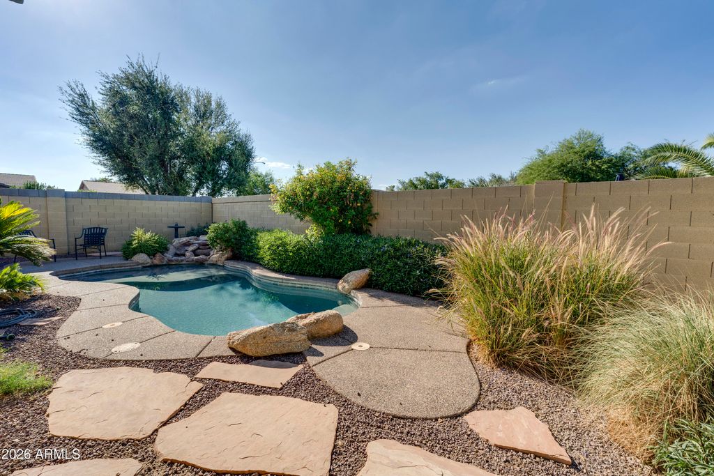 14332 W Mitchell Drive, Goodyear, AZ 85338 — photo 5