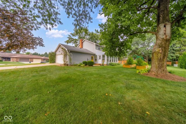 908 Whispering Trail, Greenfield, IN 46140