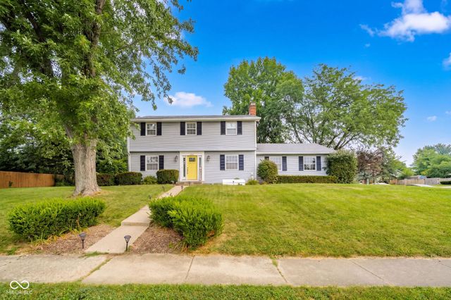 908 Whispering Trail, Greenfield, IN 46140