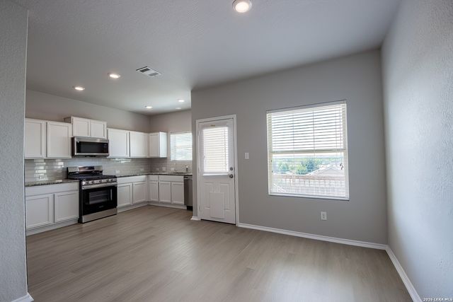 9704 Marbach Pass, San Antonio, TX 78245