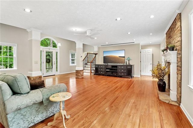 214 Newport Road SW, Lilburn, GA 30047