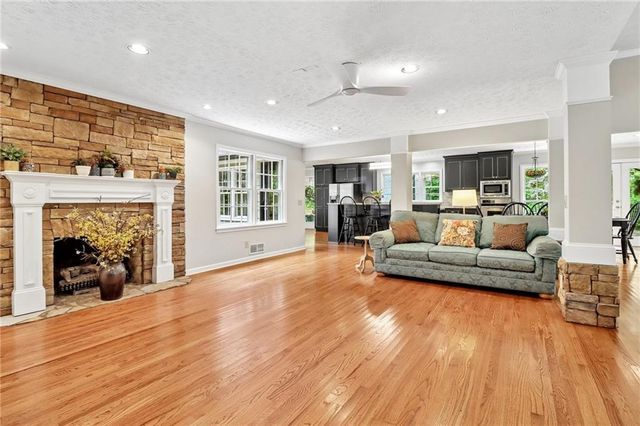 214 Newport Road SW, Lilburn, GA 30047