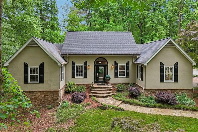 214 Newport Road SW, Lilburn, GA 30047