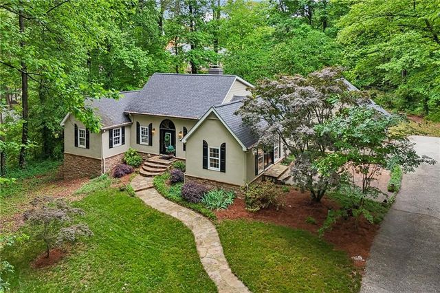 214 Newport Road SW, Lilburn, GA 30047