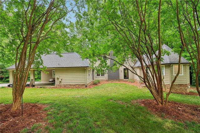 214 Newport Road SW, Lilburn, GA 30047