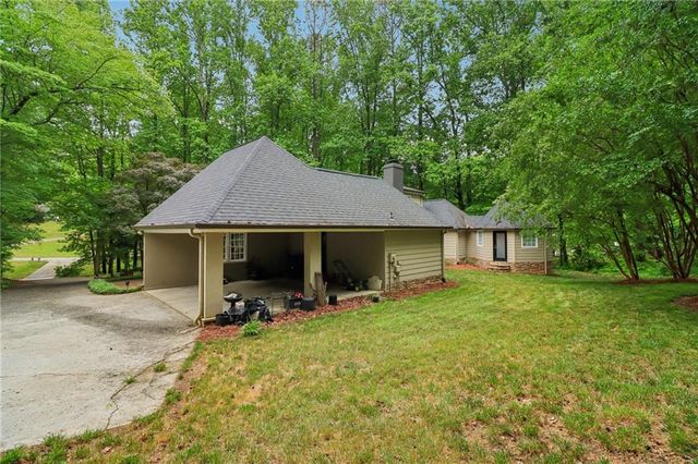 214 Newport Road SW, Lilburn, GA 30047