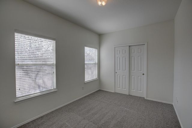 1102 E 3rd ST, Georgetown, TX 78626