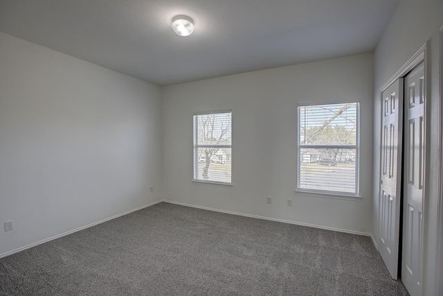 1102 E 3rd ST, Georgetown, TX 78626