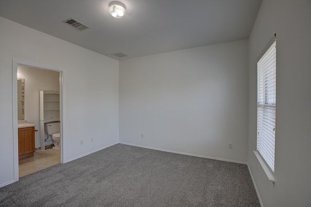 1102 E 3rd ST, Georgetown, TX 78626