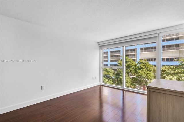 2101 Brickell Ave 306, Miami, FL 33129