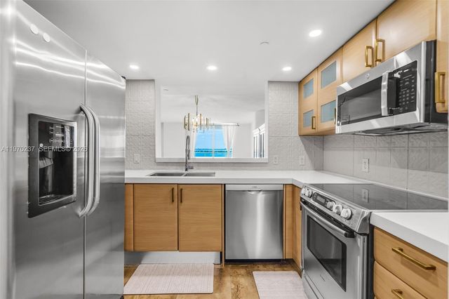 2101 Brickell Ave 306, Miami, FL 33129