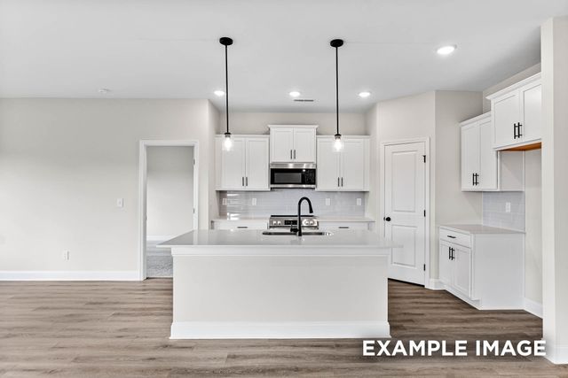 11 Aurora Cir, Fayetteville, TN 37334