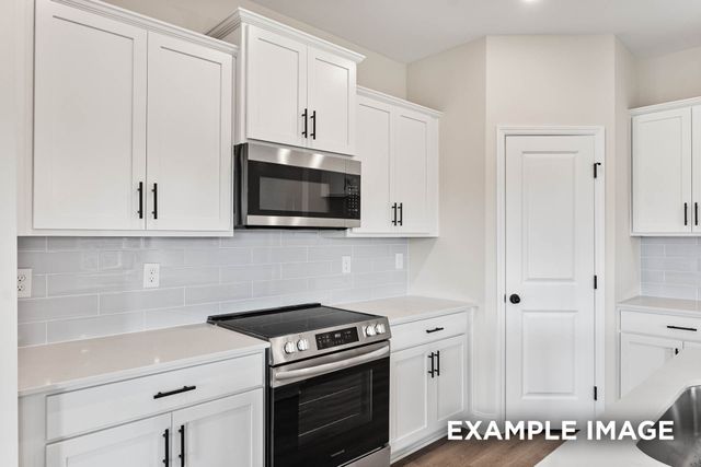 11 Aurora Cir, Fayetteville, TN 37334