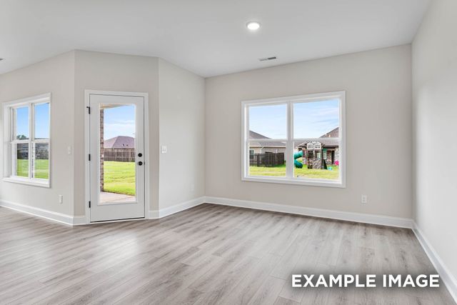 11 Aurora Cir, Fayetteville, TN 37334