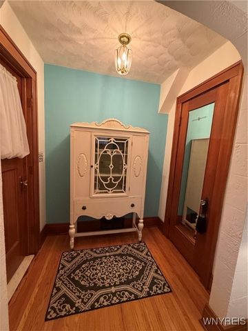 146 Chamberlin Drive, West Seneca, NY 14210