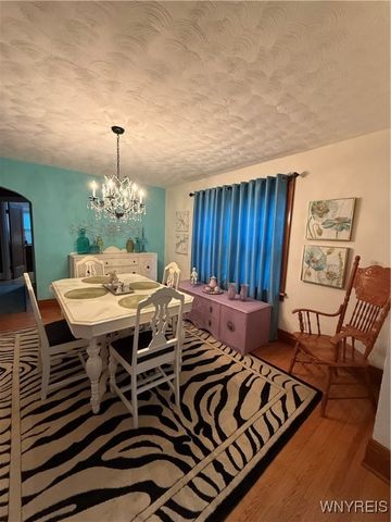 146 Chamberlin Drive, West Seneca, NY 14210