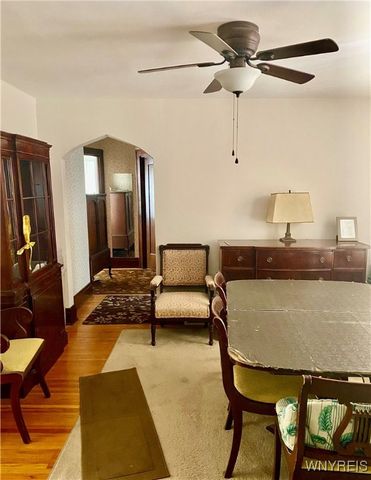 146 Chamberlin Drive, West Seneca, NY 14210