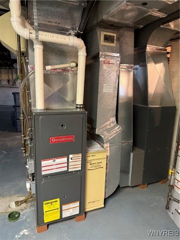 146 Chamberlin Drive, West Seneca, NY 14210