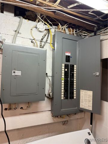 146 Chamberlin Drive, West Seneca, NY 14210