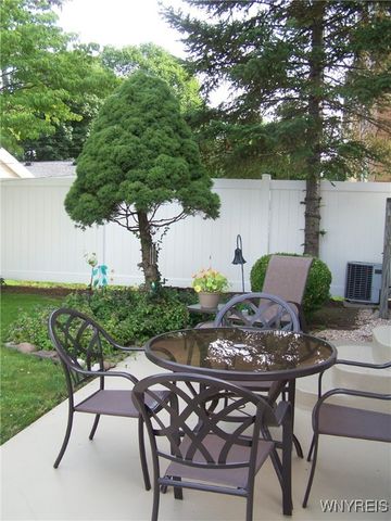 146 Chamberlin Drive, West Seneca, NY 14210