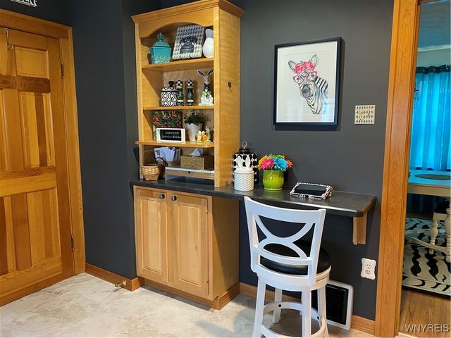 146 Chamberlin Drive, West Seneca, NY 14210