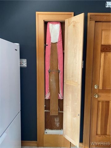 146 Chamberlin Drive, West Seneca, NY 14210