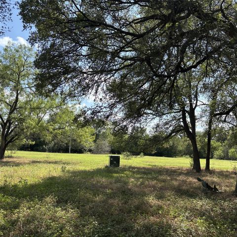 2477 State Highway 159, La Grange, TX 78945