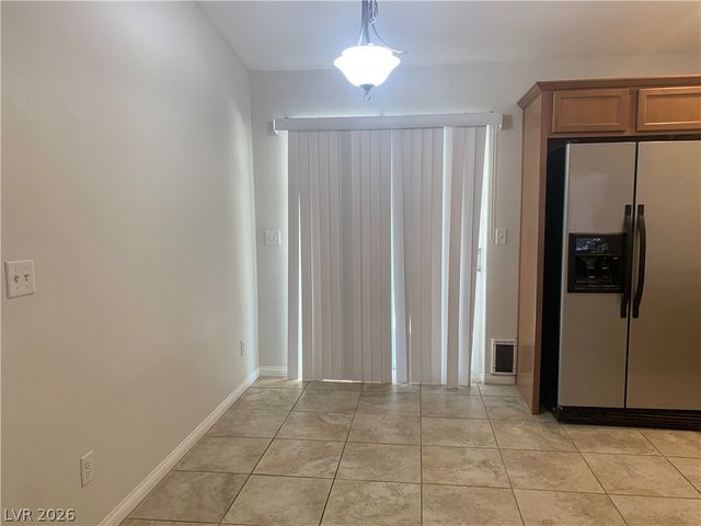 548 ZUBER Avenue, Henderson, NV 89011