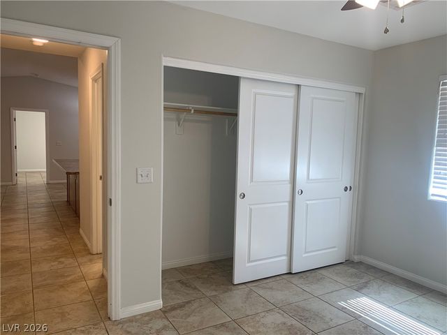 548 ZUBER Avenue, Henderson, NV 89011