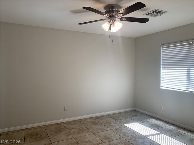 548 ZUBER Avenue, Henderson, NV 89011