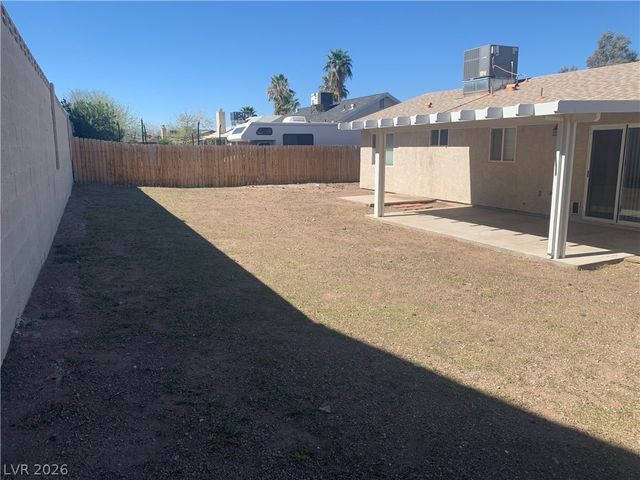 548 ZUBER Avenue, Henderson, NV 89011