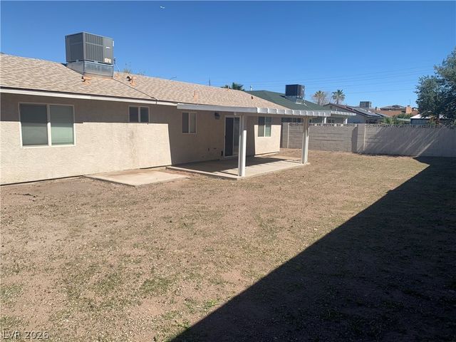 548 ZUBER Avenue, Henderson, NV 89011