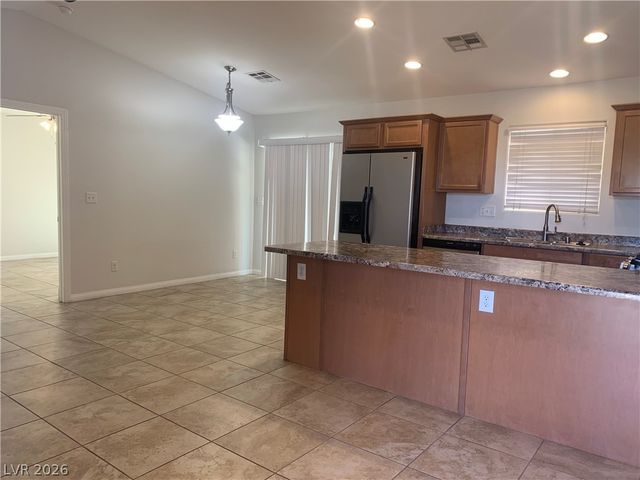 548 ZUBER Avenue, Henderson, NV 89011