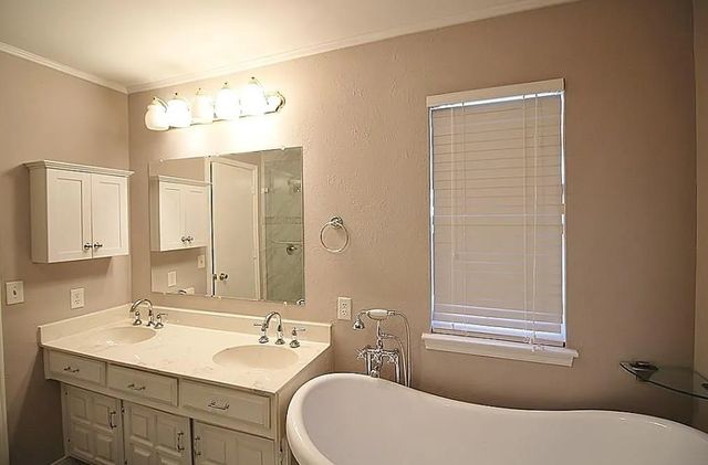 2201 Parkhaven Drive, Plano, TX 75075