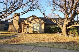 2201 Parkhaven Drive, Plano, TX 75075