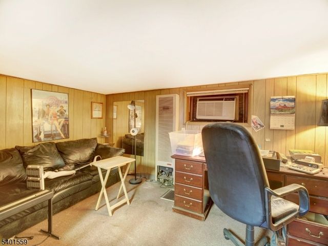 286 W Clay Ave, Roselle Park Boro, NJ 07204