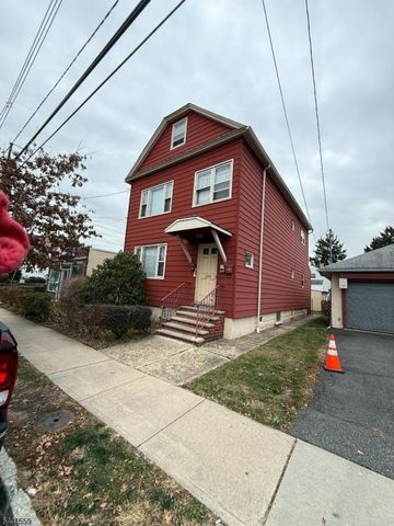 286 W Clay Ave, Roselle Park Boro, NJ 07204