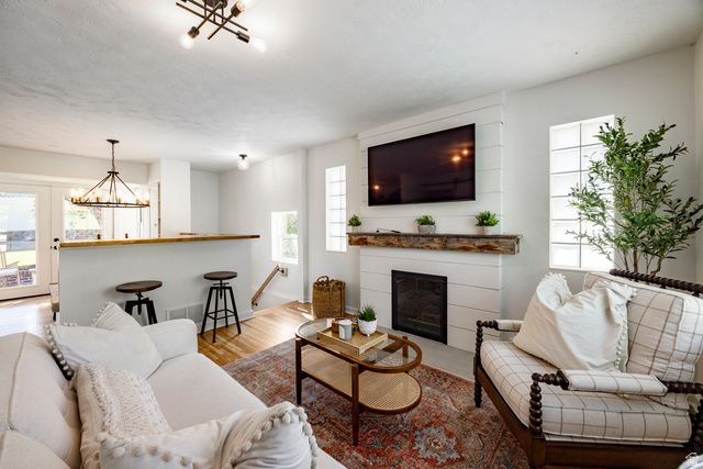 2115 S WYOMING ST, Salt Lake City, UT 84109