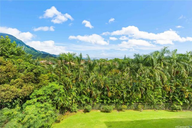 46-259 Kahuhipa Street B301, Kaneohe, HI 96744