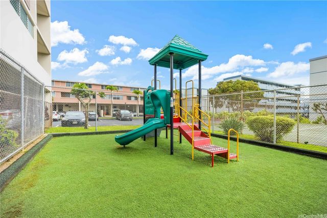 46-259 Kahuhipa Street B301, Kaneohe, HI 96744