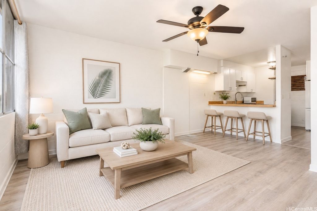46-259 Kahuhipa Street B301, Kaneohe, HI 96744