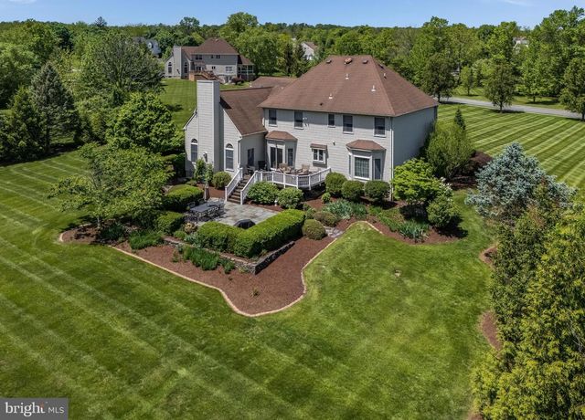 34 MILESTONE DR, Ringoes, NJ 08551