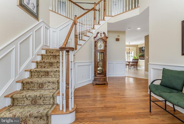 34 MILESTONE DR, Ringoes, NJ 08551