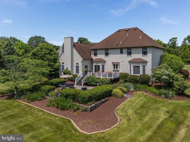 34 MILESTONE DR, Ringoes, NJ 08551