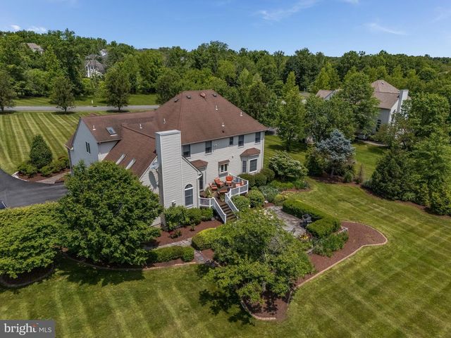 34 MILESTONE DR, Ringoes, NJ 08551