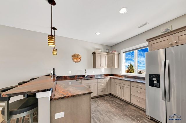 662 STUMER RD, Rapid City, SD 57701