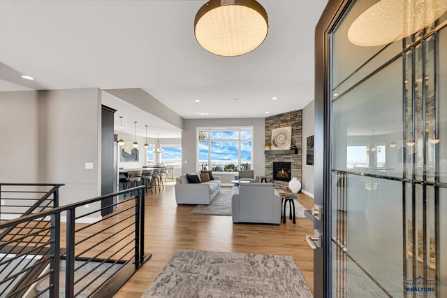 662 STUMER RD, Rapid City, SD 57701