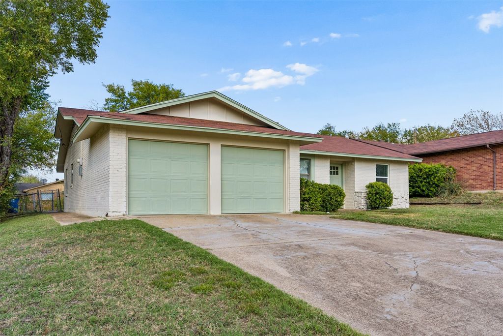 7337 Broken Tree Trail, Dallas, TX 75232 — photo 5